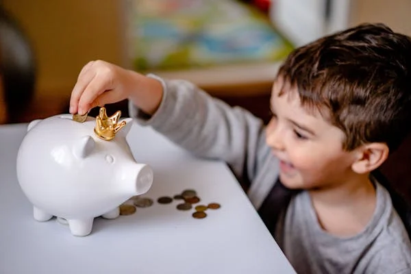 Know 9 Money Tips to Educate Your Children